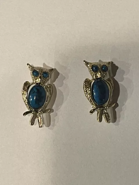 VTG Jelly Belly Goldtone Owl Pair Brooch Pin Faux Turquoise Blue Stone 1.25”