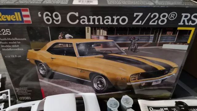 Revell 1:24 69 Camaro Z/28 Inkl 4 Farben Modellbausatz