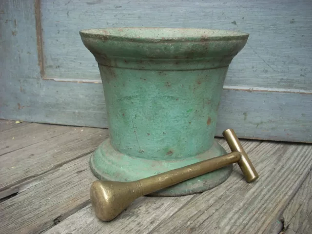 19TH C AMERICAN ANTIQUE APHOTECARY MORTAR & PESTLE - Old Green Painted Surface