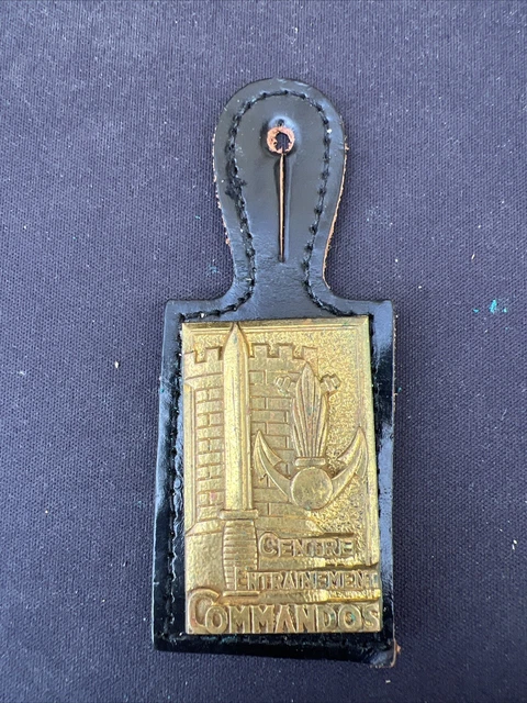 Insigne Militaire Ancien - Groupe D'Instruction Des Troupes De Marine - France