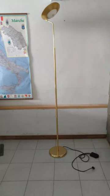 LAMPADA A PIANTANA DA TERRA - forma rotonda - design moderno