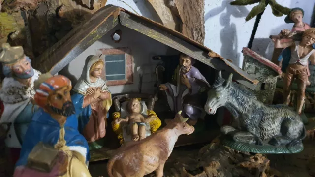 Lotto 27 Statuine Da Presepe Made In Italy Sacra Famiglia E Personaggi Vari