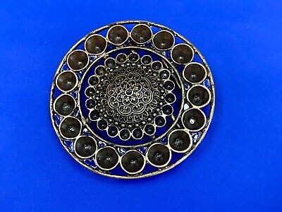 Round ornate  belt buckle for your own rhinestones stones or craft project!
