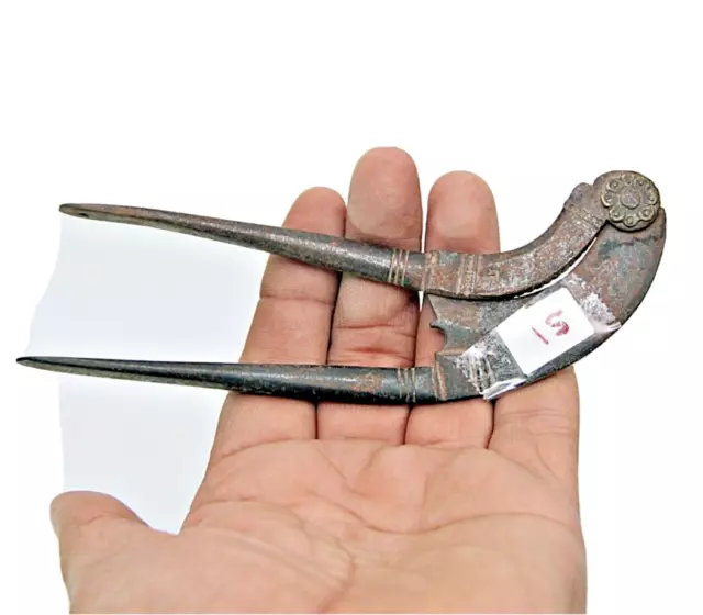 Old Vintage Antique Handmade Iron Betel Nut Cutter/ Cracker  Sarotha India S1