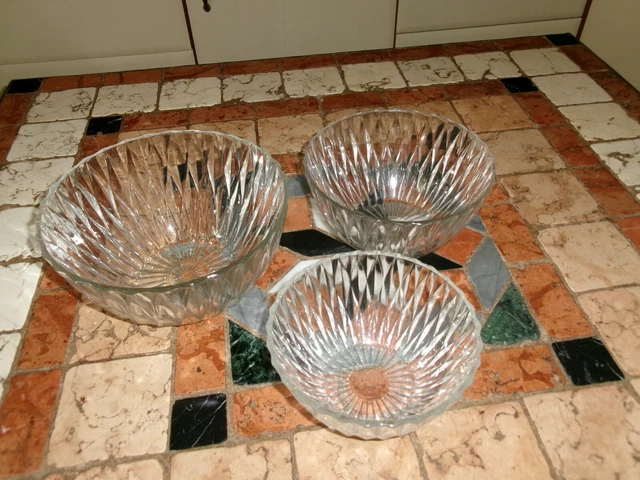 Lot De 3 Présentoirs En Acrylique Cubes Gigognes - Tailles Assorties, Transparents, Pour Buffet Ou Décoration - 8