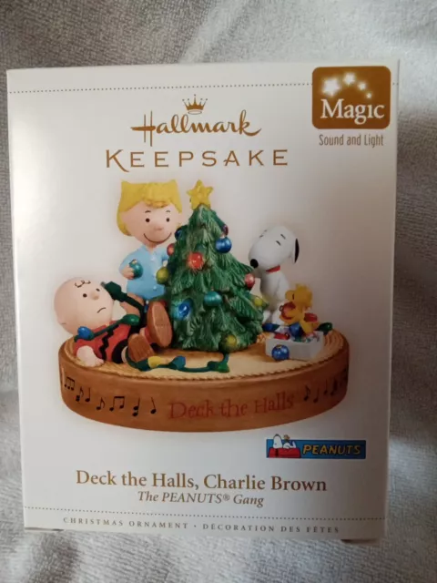 Hallmark Keepsake Deck the Halls, Charlie Brown 2006 Ornament Magic Light Sound