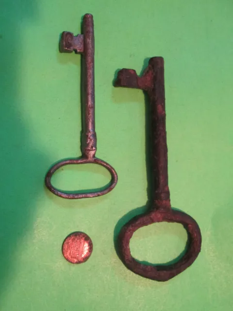LOT OF 2 Antique Vintage Cast Iron DUG Large WIRE Skeleton Key 6 INCHES VERY OLD
