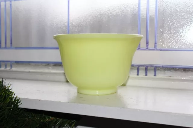 Yellow Hamilton Beach Custard Uranium Glass Mixing Bowl Vintage 1950s