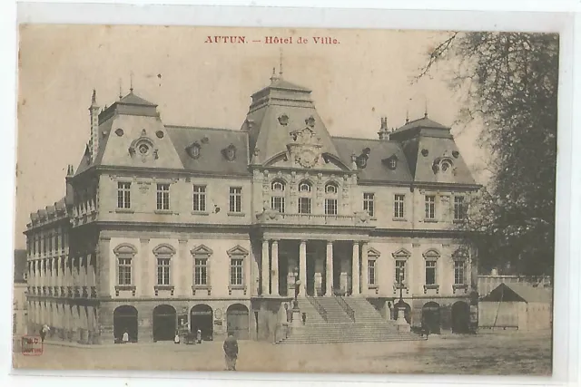 71 Autun , Hotel De Ville