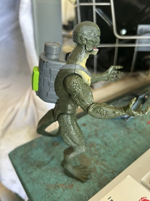 2012 Marvel Amazing Spider-Man THE LIZARD 6'' Water Squirter Action Figure 3