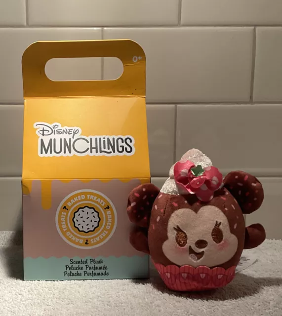 Disney Parks Limited Munchlings Mystery Scented Plush Minnie Baked Treats 2022