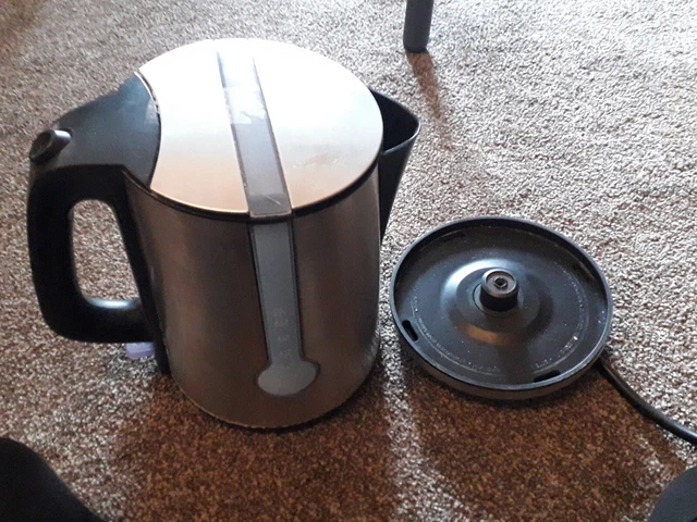 Philips Kettle HD4671  Spares or Repair. Untried or Tested