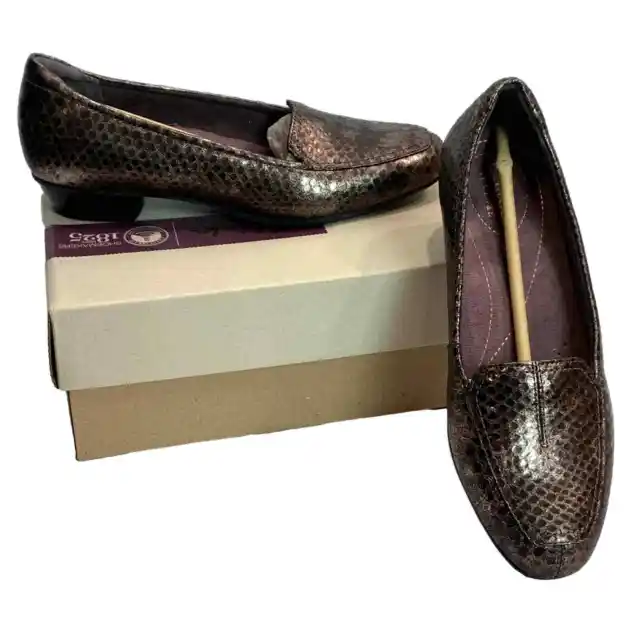 Clarks Timeless Loafer Bronze Reptile Print Leather | 7 M