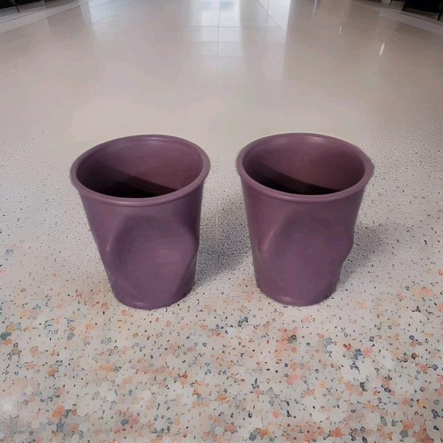 Tasse Revol froisse blanc et noir carre de ciment mosaique Neuf