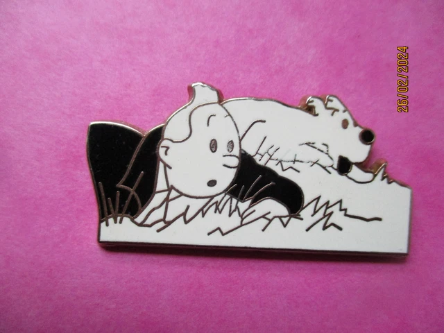 Grand Pin's Tintin Et Milou – Hergé – Métal De Qualité, Dimensions 5,7x4 Cm