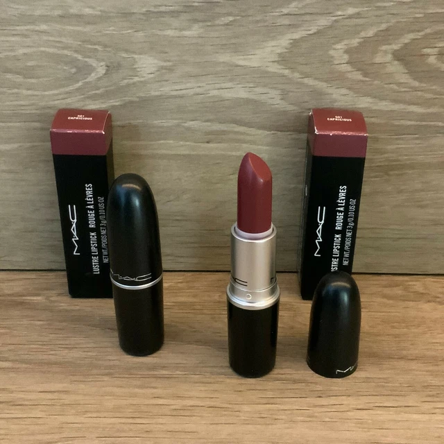 Rouge à Lèvres MAC Lustreglass – Teinte 502 Cockney, Finition Brillante Hydratante
