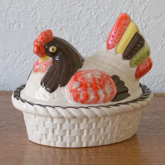 Metlox Red Rooster Hen on Nest Oval Casserole ~ Nice Vintage California Pottery!