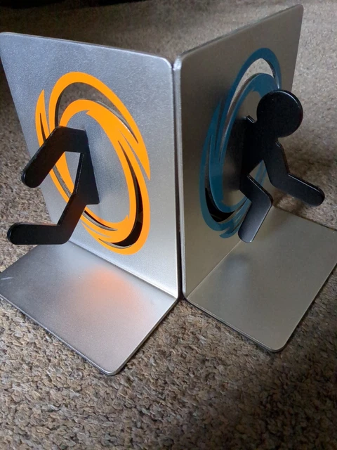 Portal 2 Bookends Aluminum Metal ThinkGeek Rare Video Game Book Ends