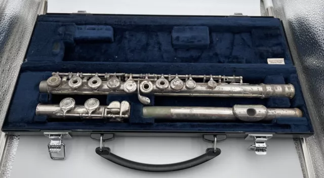Yamaha Yfl 261 Open Hole Flute ** Please Read**
