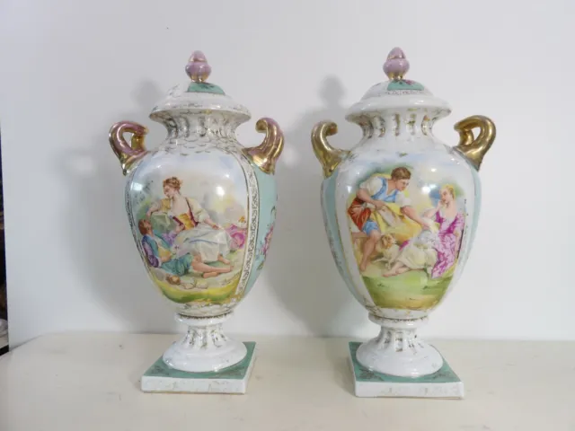PORCELAINE DE PARIS Paire de Vases Pots couverts Scène galante d' apès BOUCHER