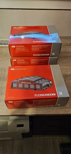 Fleischmann N 9475 - Ringlokschuppen-Bausatz   3 Stuck / 9 ständig