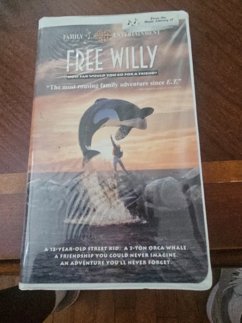 FREE WILLY (VHS 1993 Clamshell) £5 57 PicClick UK