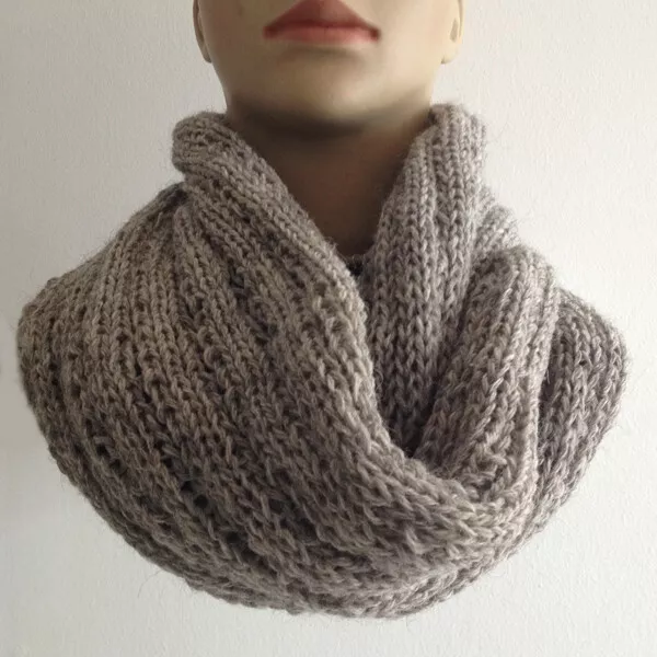 Alpaca Infinity Scarf – Ladies Soft Warm Gray Wool Neck Warmer