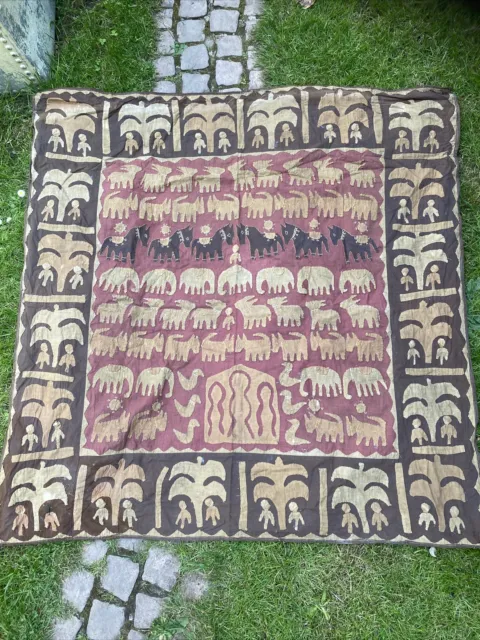 Elefantes indios de algodón bordados que cuelgan de pared, etc. principios del siglo XX