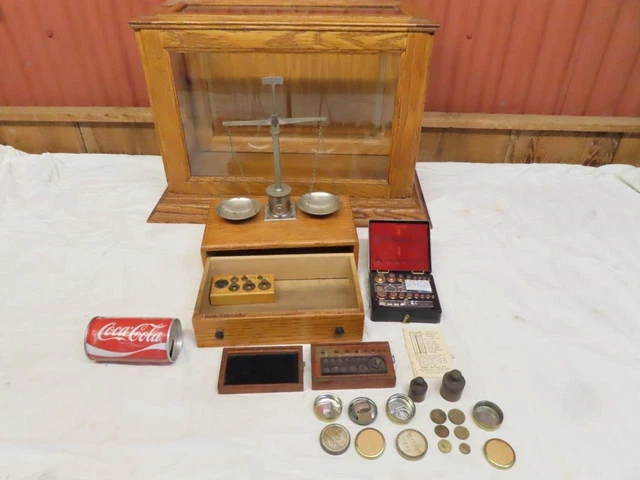 Vintage Apothecary Pharmacist Balance Beam Scale & Extra Weights Ohaus Drachm +