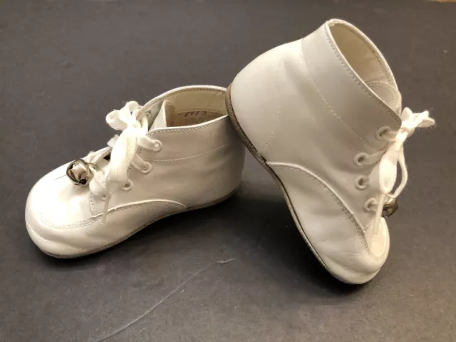 Vintage Mrs. Days Ideal  White Leather High Top Baby Shoes with bells Size 2