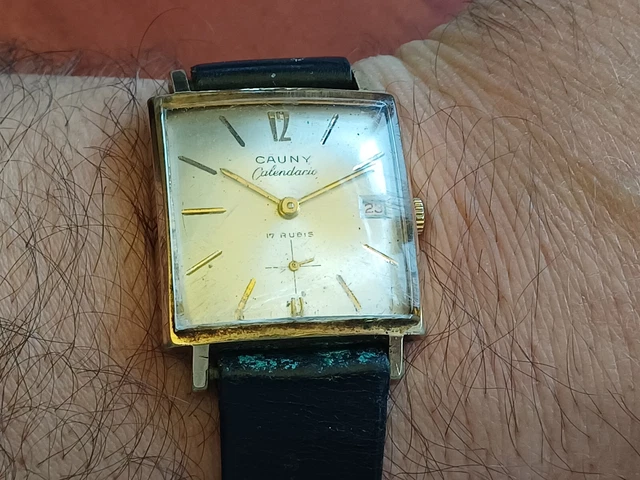 ANCIENNE MONTRE MÉCANIQUE Formi Ebauche Suisse avec son bracelet EUR