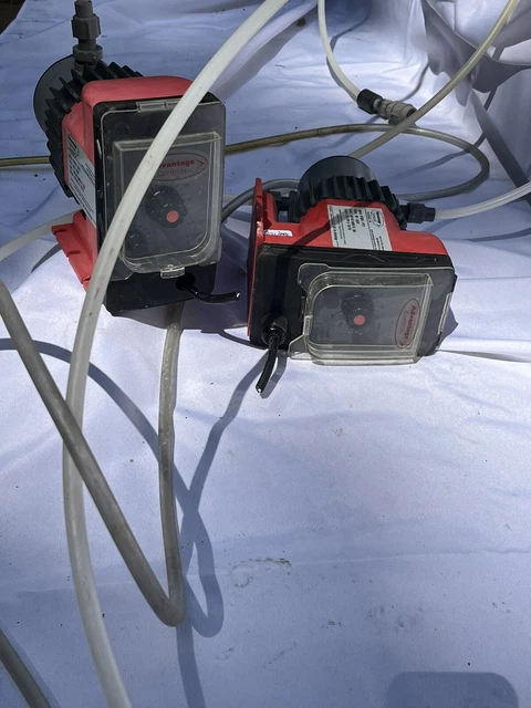 Electric Metering Pump Advantage Controls  Model B130x1-VFC1 Serial:ND-1523P