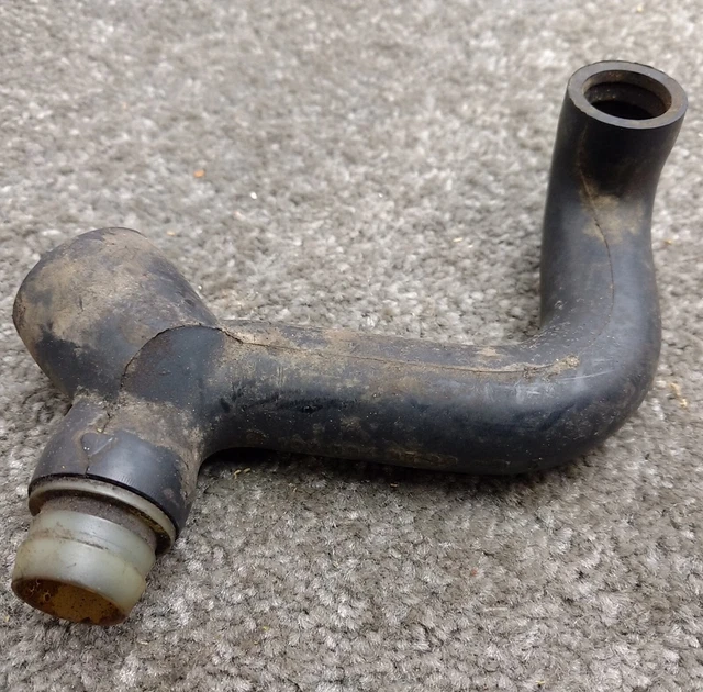 MERCEDES W123 INTAKE Air Idle Valve Breather Hose Pipe 1020942582 M102