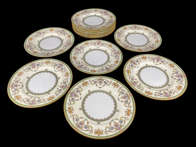 12pc Mintons England Tweedsmuir Porcelain Luncheon / Dessert Plates 12pc Mintons England Tweedsmuir Porcelain Luncheon / Dessert Plates