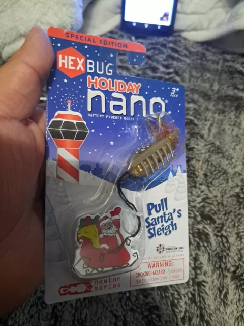 HexBug Holiday Nano--Pull Santa's Sleigh (Newton Series) NEW