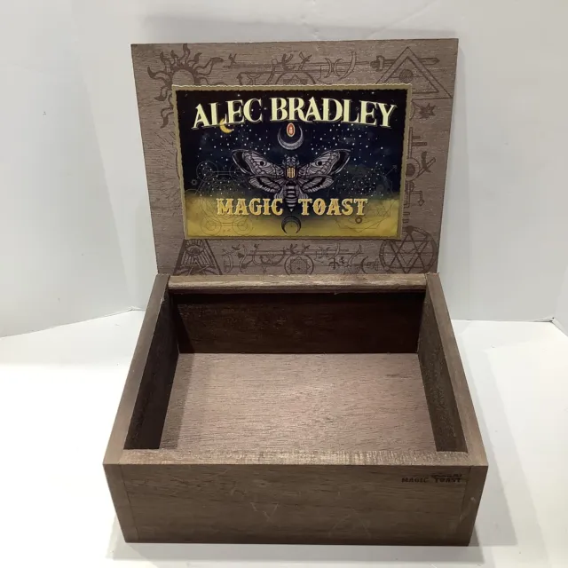 Magic Toast | Gordo Wood Cigar Box Empty - 8.25" x 7" x 3.25" Excellent