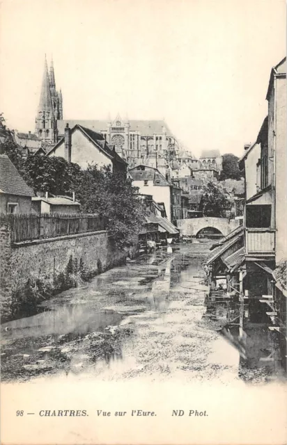 CPA CHARTRES Vue sur l'Eure (141513)