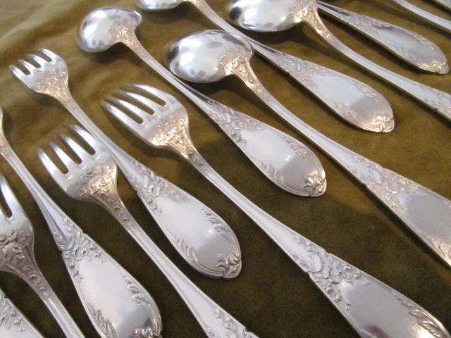 12 couverts de table métal argenté LXVI attributs musicaux SFAM 24p cutlery set