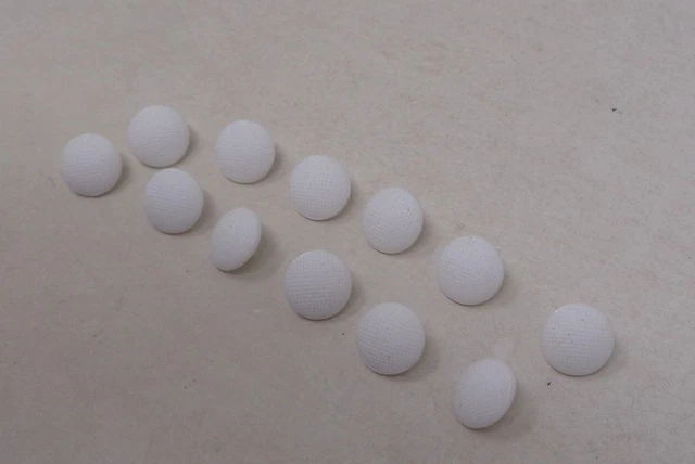 Lot De Boutons Anciens En Verre Noir Années 1930 - Mercerie Vintage - 11 à 20 Pièces