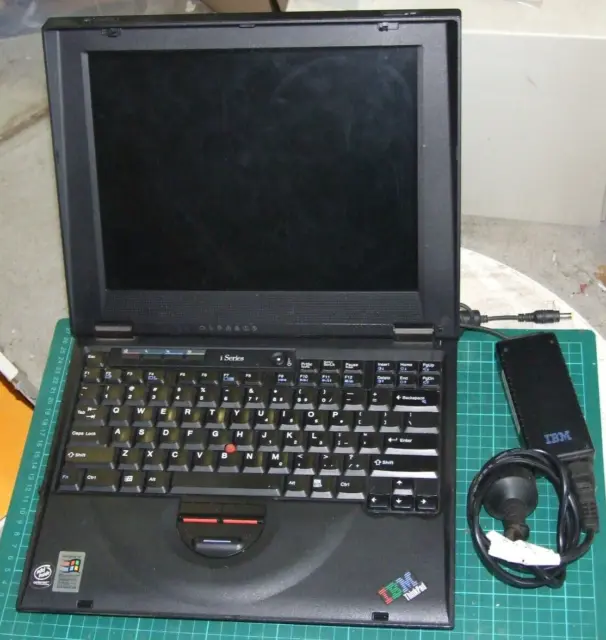 IBM Thinkpad i-series 1171-VC1 Celeron 500MHz vintage laptop for PARTS or REPAIR