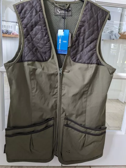 Seeland olive green gillet. Ideal for hunting, fishing or riding. Size 40. BNWT
