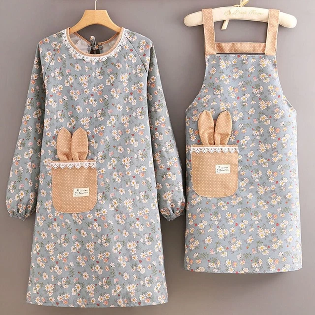 Adjustable Princess Skirt Apron with Pockets Woman Apron  Woman/Ladies