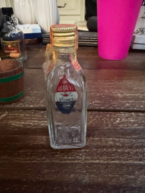 Liquor, Modern (1900-Now), Bottles, Bottles & Insulators