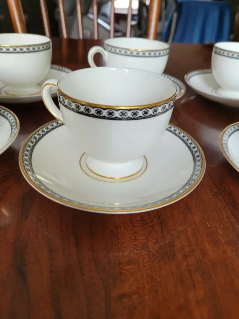Vintage WEDGWOOD tea Cups And Saucers Black Ulander Bone China Made In England.