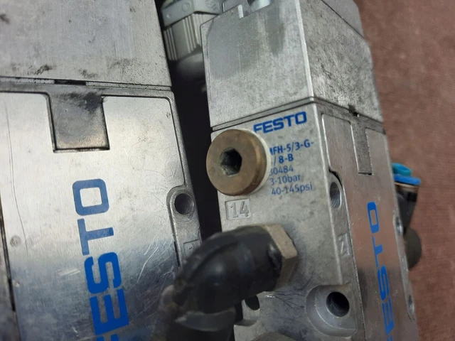 Festo 19758 / MFH 5 1/8 B Magnetventil mit 4527 / MSFG 24/42 50/60 Ma