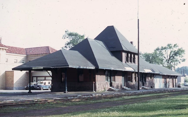 Chicago & North Western Ironwood,MI Station Orig Kodachrome Slide H1