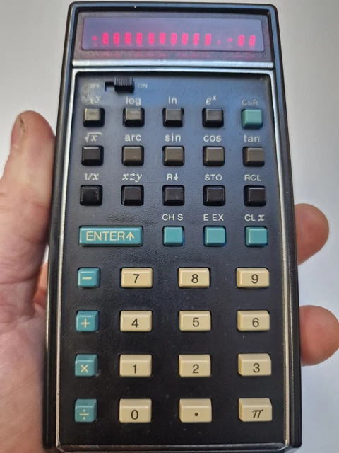 HP-35 scientific calculator with pouch, documentation & battery charger HP-35 scientific calculator with pouch, documentation & battery charger