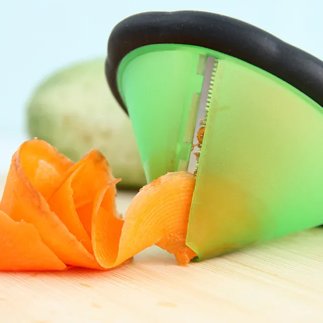 Peelers, Vegetable Potato Peeler For Kitchen Swivel Fruit Peelers With  Non-slip Handle For Peeling Apple Orange Pear Cucumber 3pcs (black Green  Grey)