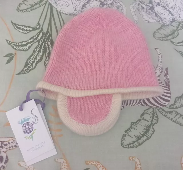 New BRORA Baby Girls Pink Cream 100% Cashmere Hand Knit Bonnet Hat 0-6 Months