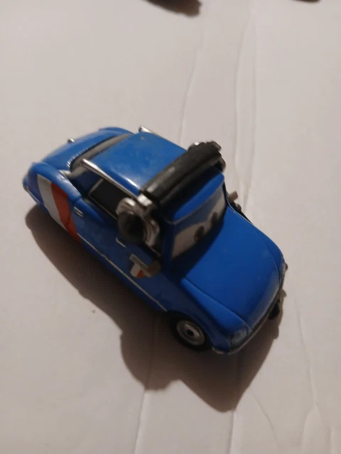 DISNEY CARS 2 Petey Pacer With Torch Lemons 2013 Mattel 1:55 *Non